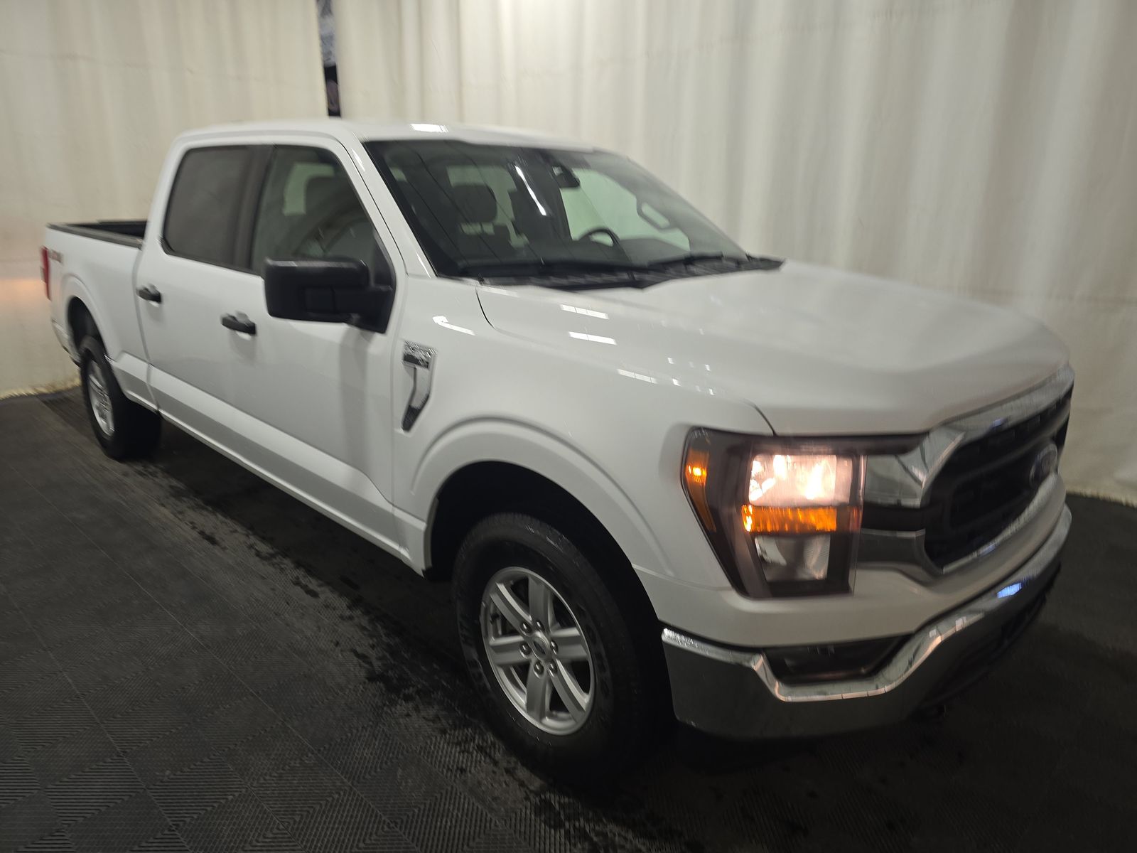 2023 Ford F-150 XLT AWD