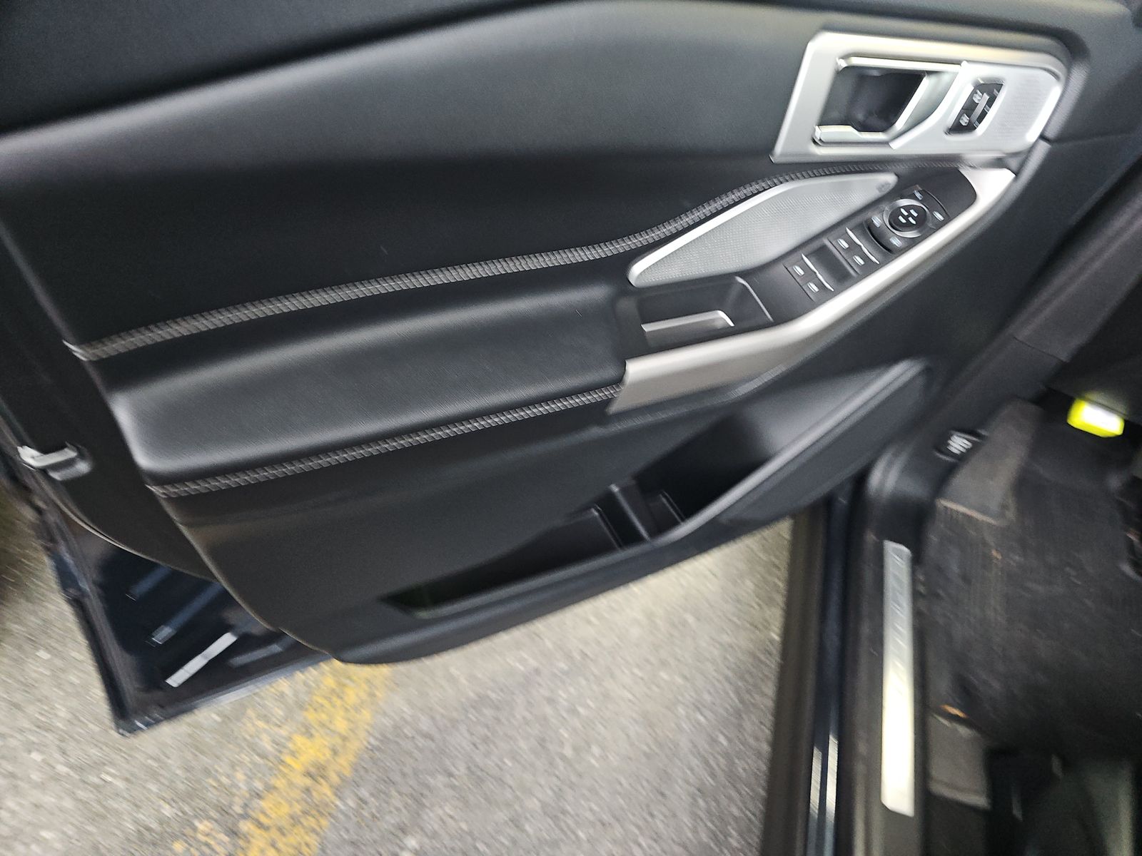 2022 Ford Explorer Limited AWD