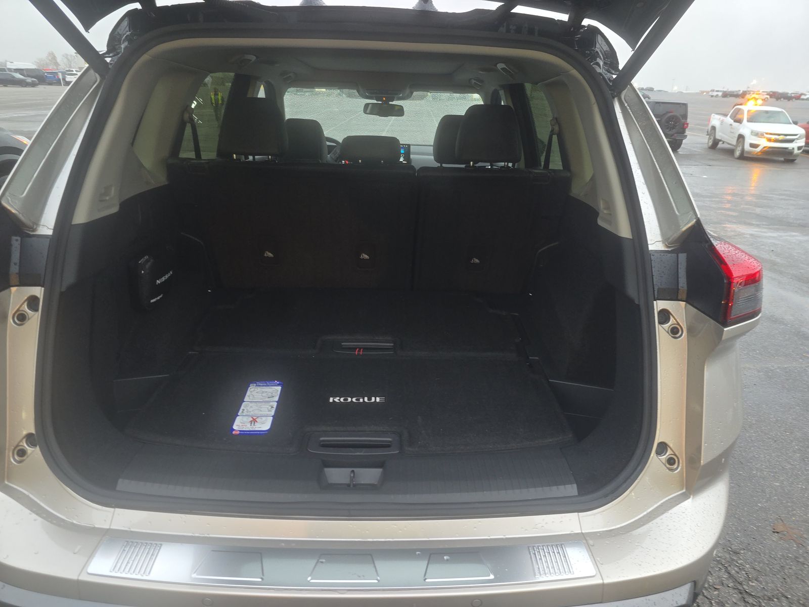 2025 Nissan Rogue SL FWD