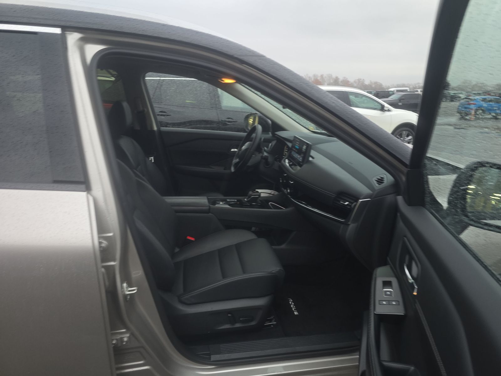 2025 Nissan Rogue SL FWD