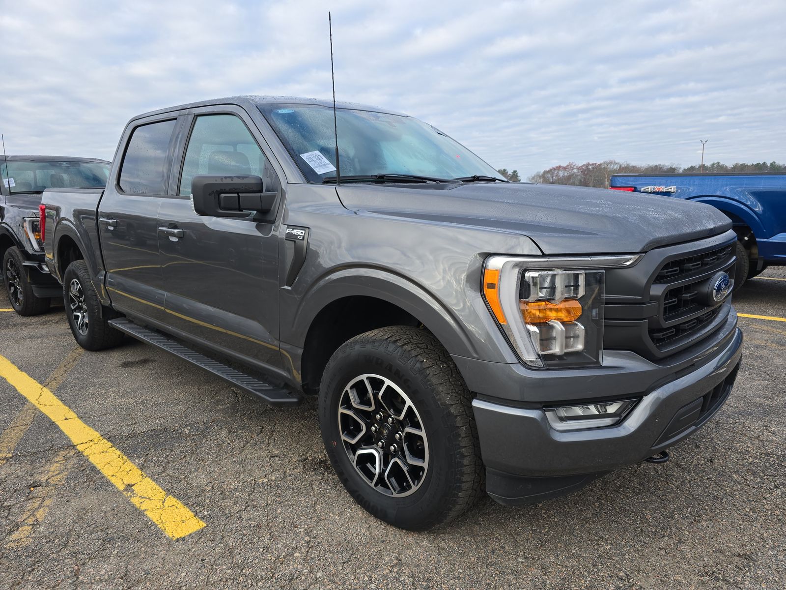 2023 Ford F-150 XLT AWD