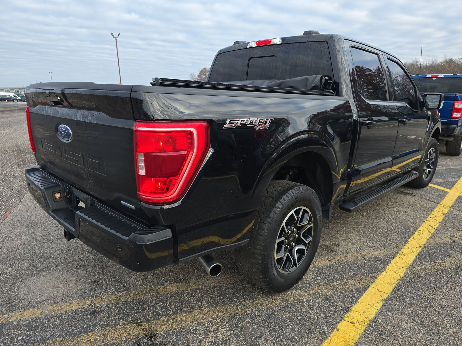 2022 Ford F-150 XLT AWD