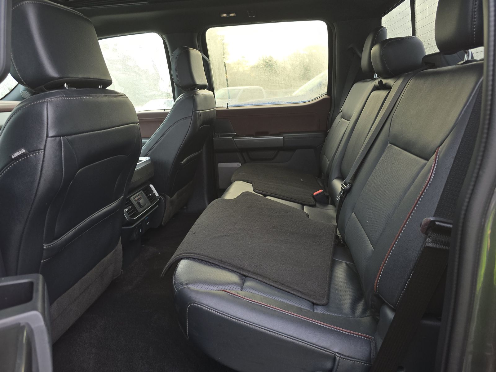 2022 Ford F-150 Hybrid Lariat AWD