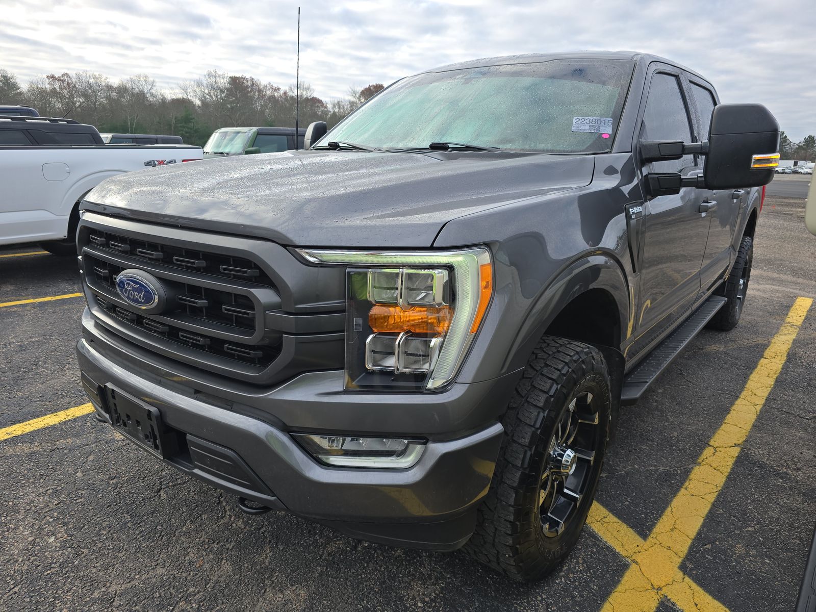 2022 Ford F-150 XLT AWD