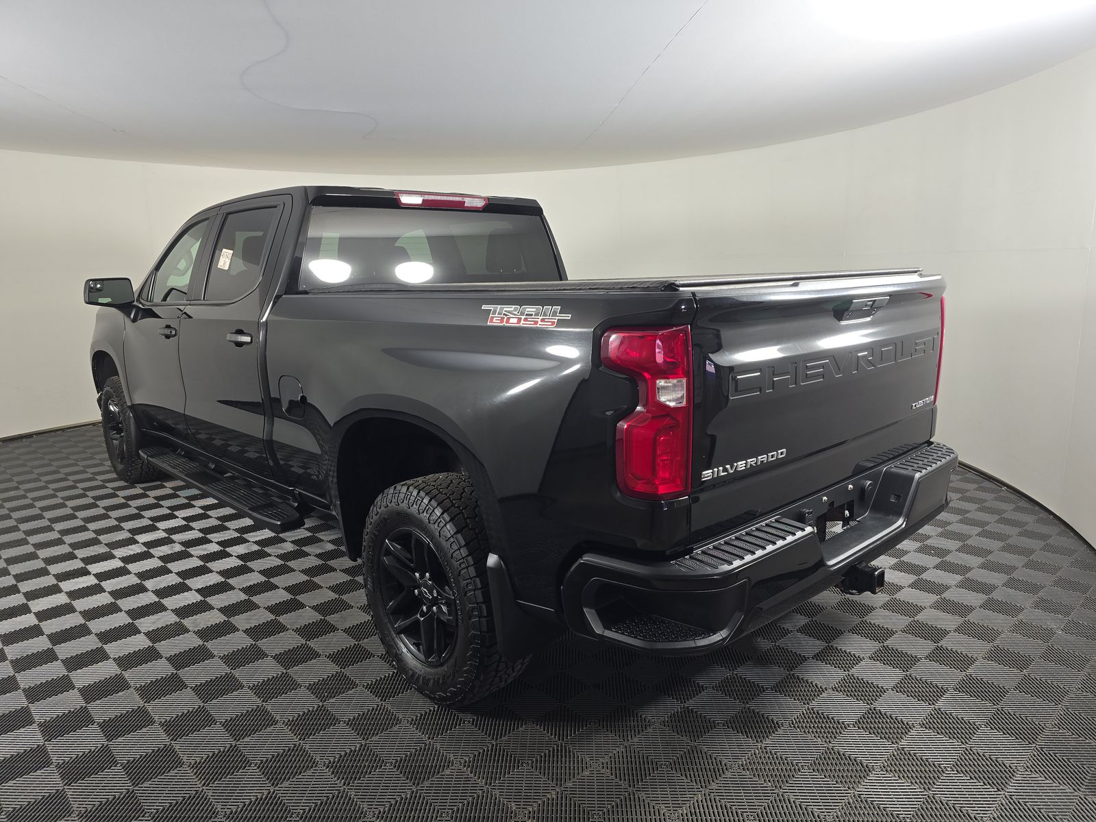 2022 Chevrolet Silverado 1500 Custom Trail Boss AWD