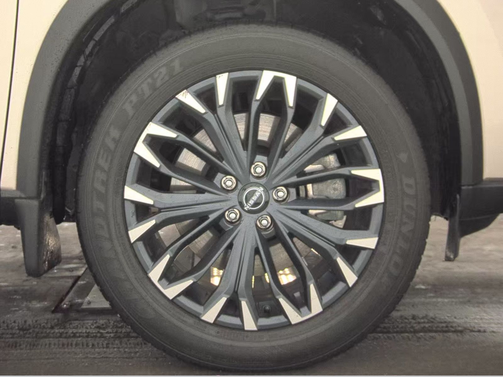 2025 Nissan Rogue SL FWD