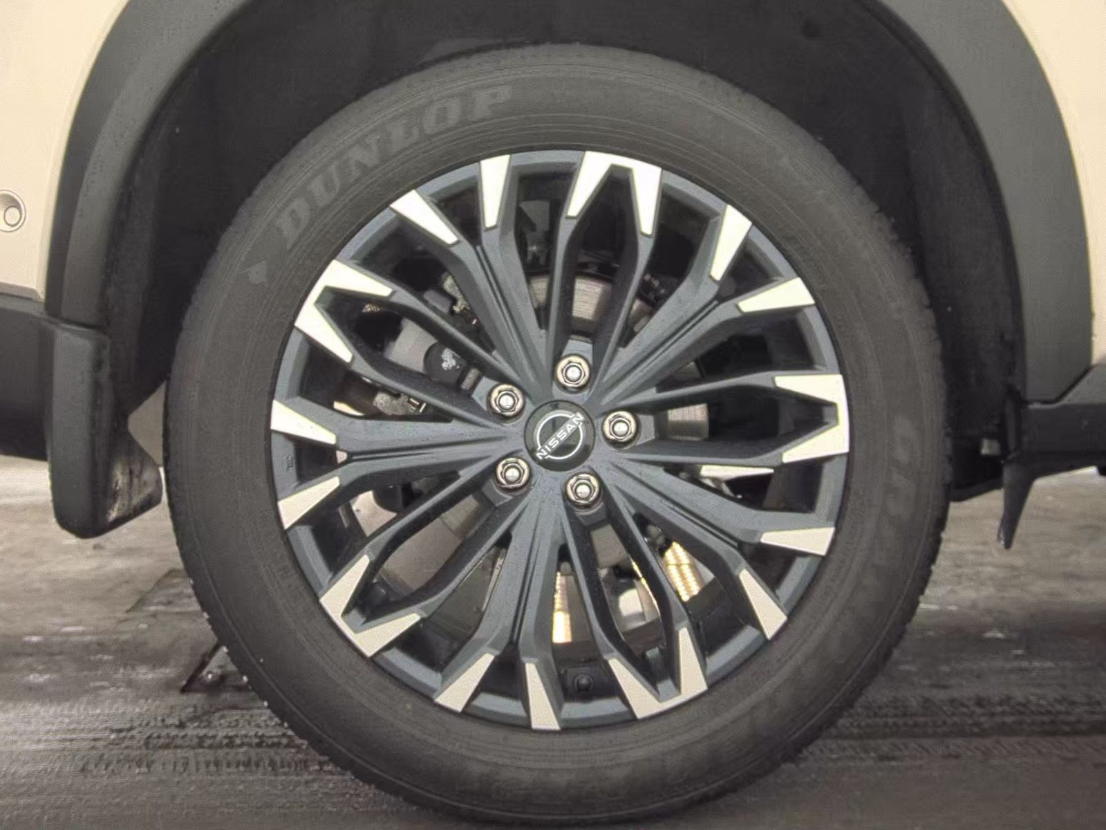 2025 Nissan Rogue SL FWD