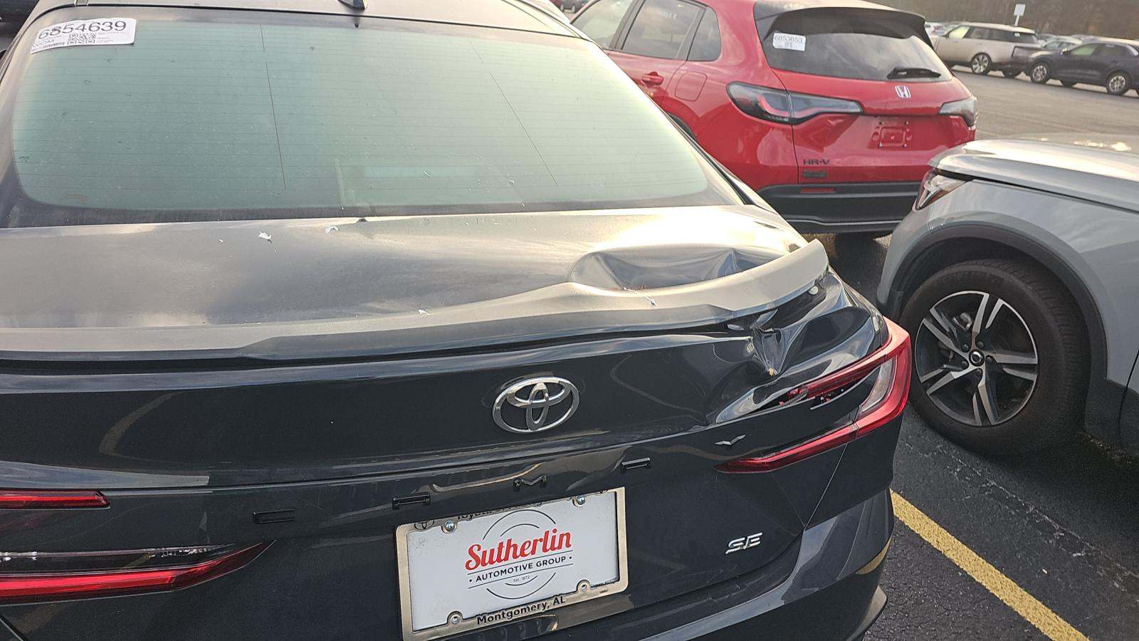 2025 Toyota Camry SE FWD