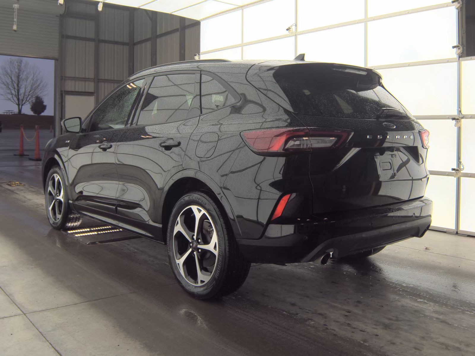 2025 Ford Escape Hybrid ST-Line Elite AWD