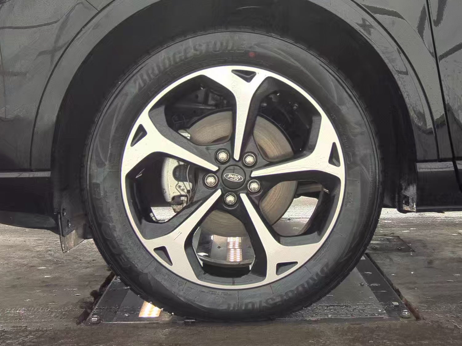 2025 Ford Escape Hybrid ST-Line Elite AWD