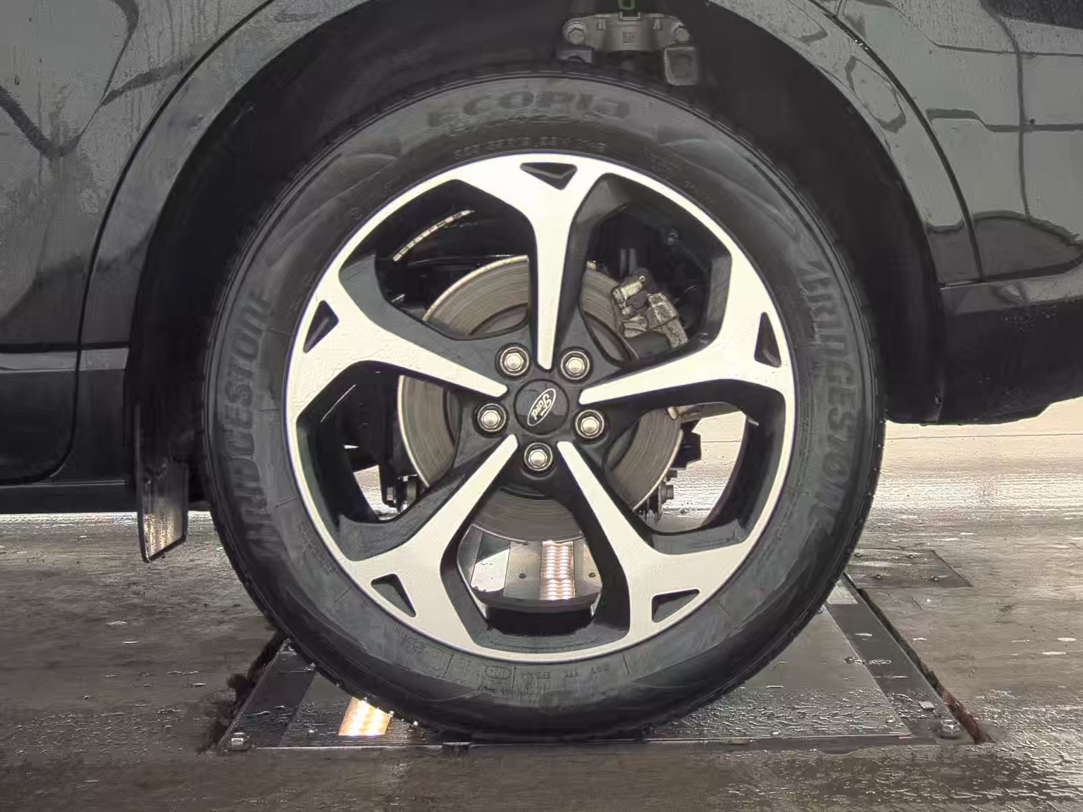 2025 Ford Escape Hybrid ST-Line Elite AWD