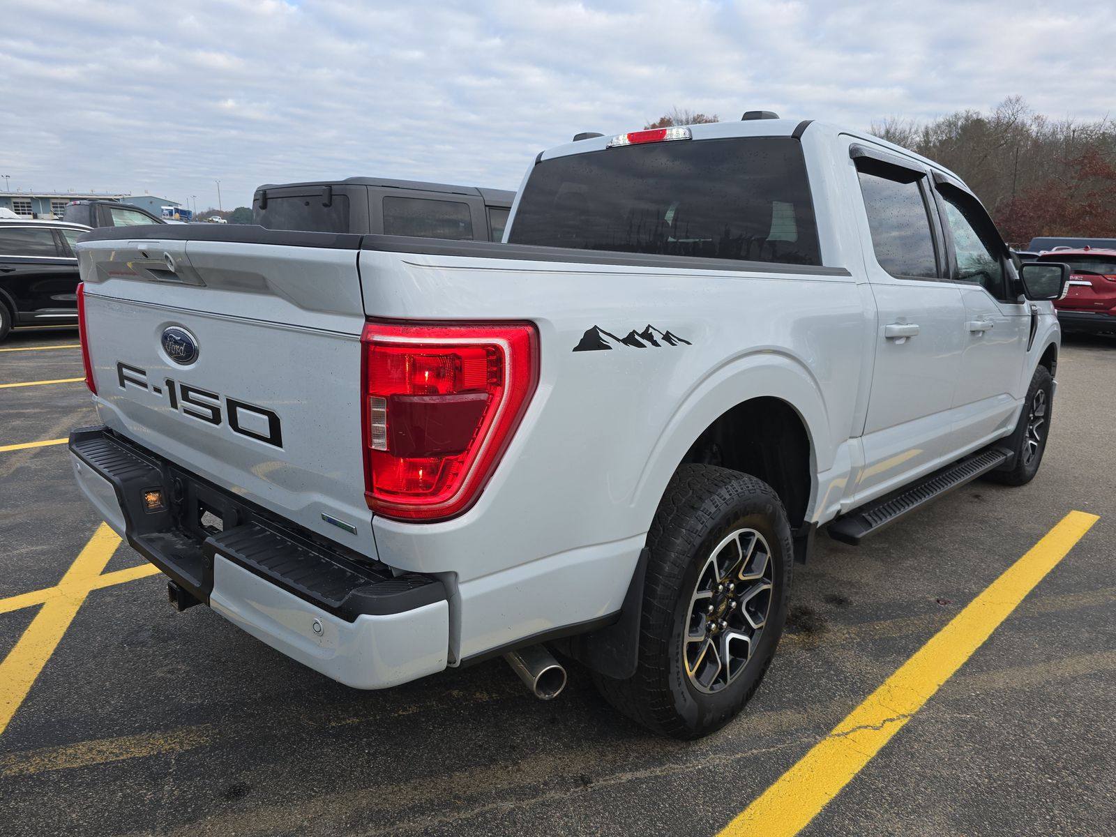 2022 Ford F-150 XLT AWD
