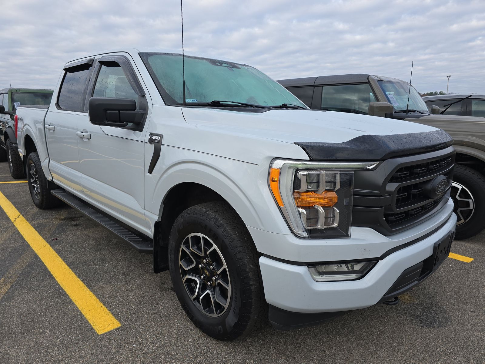 2022 Ford F-150 XLT AWD