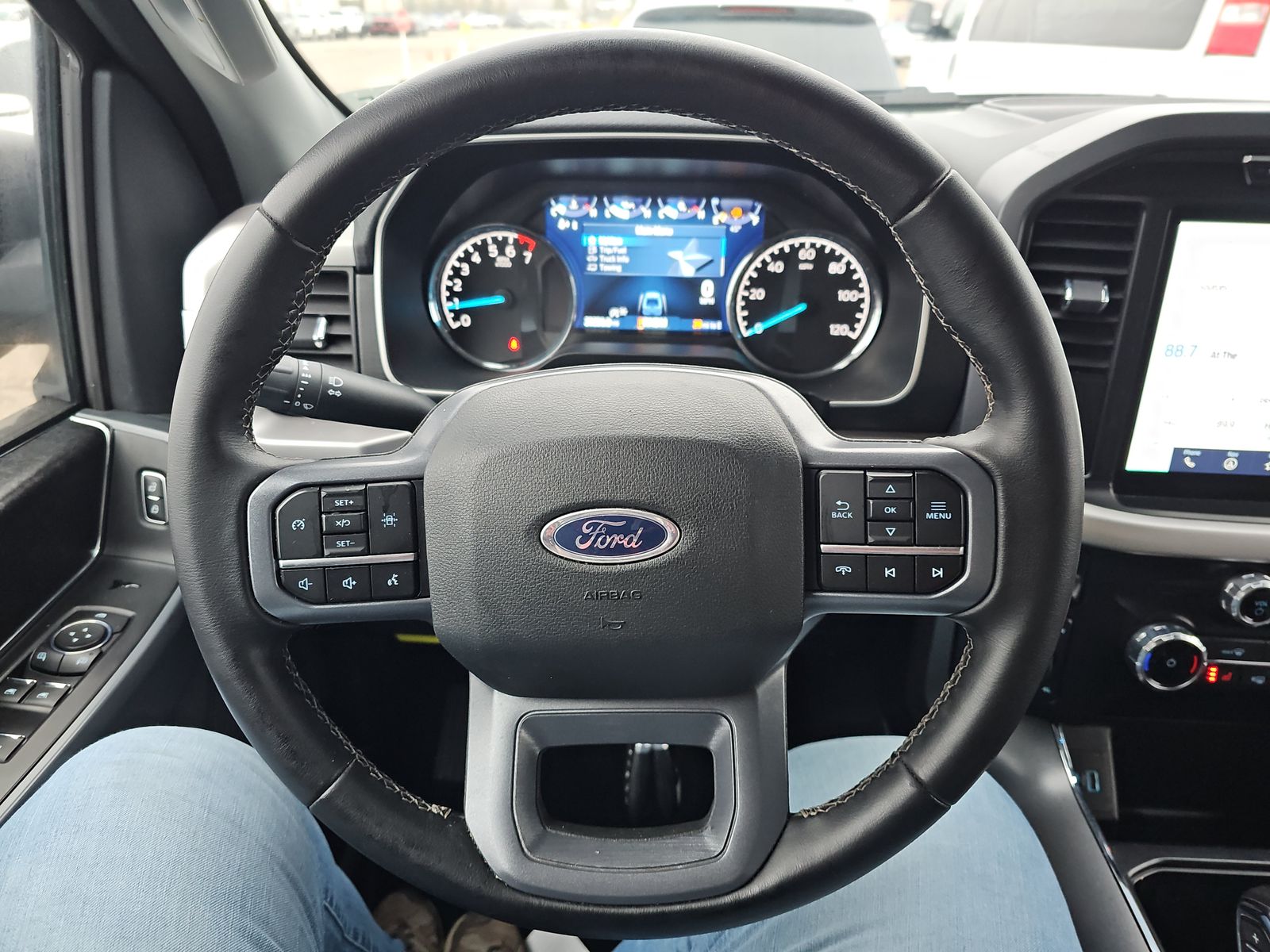 2023 Ford F-150 XLT AWD