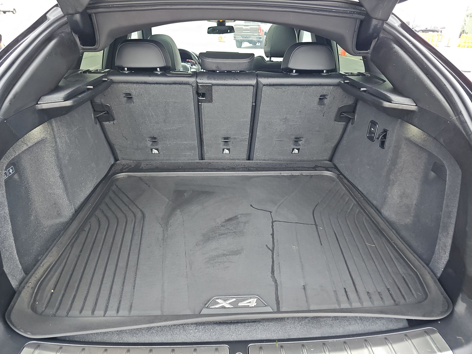 2024 BMW X4 xDrive30i AWD