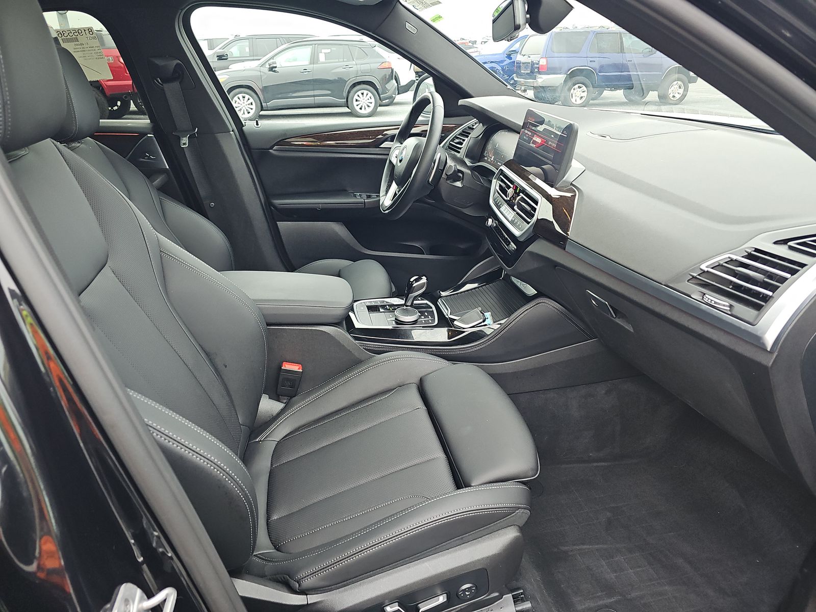 2024 BMW X4 xDrive30i AWD