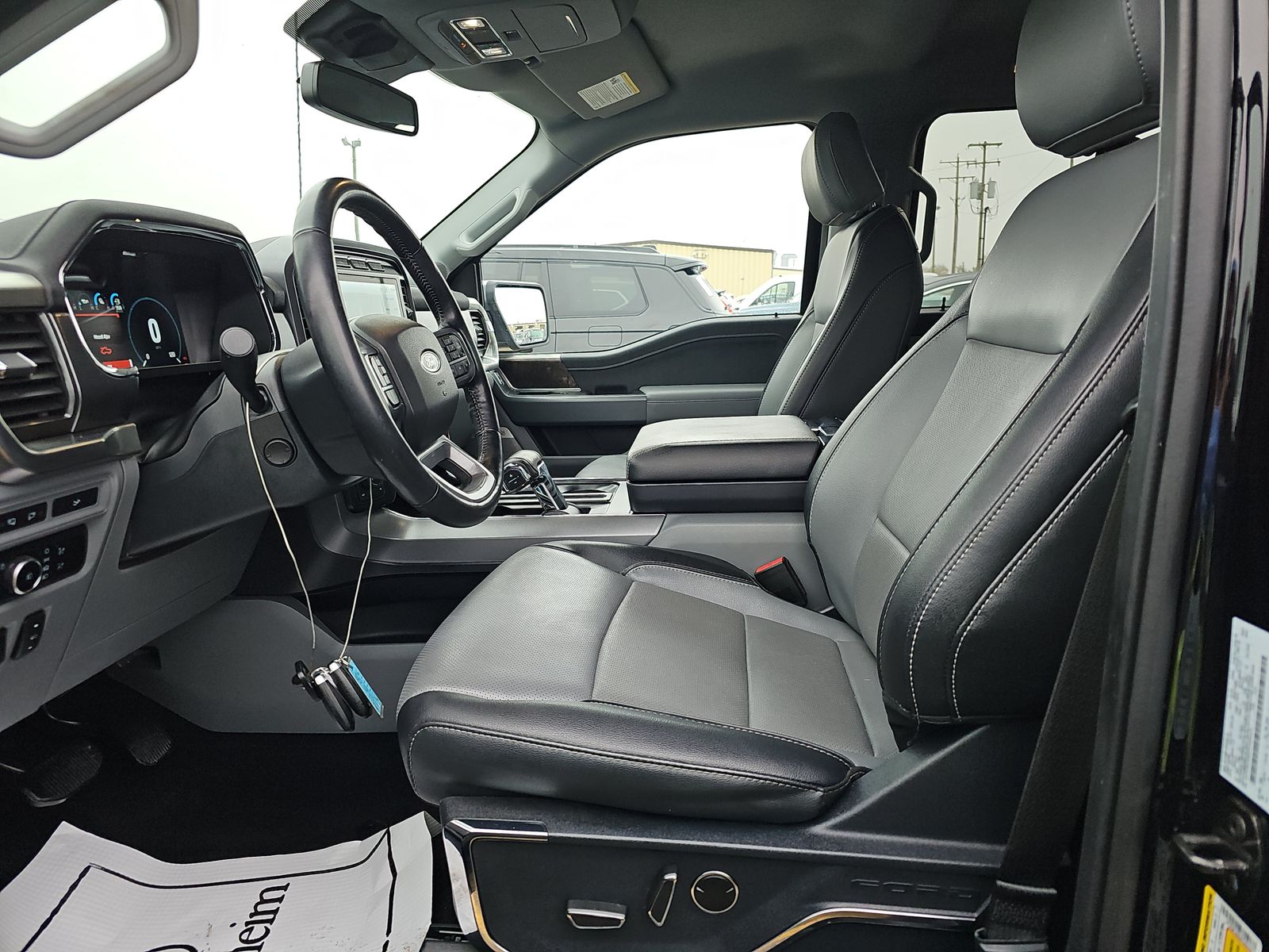 2023 Ford F-150 Lariat AWD