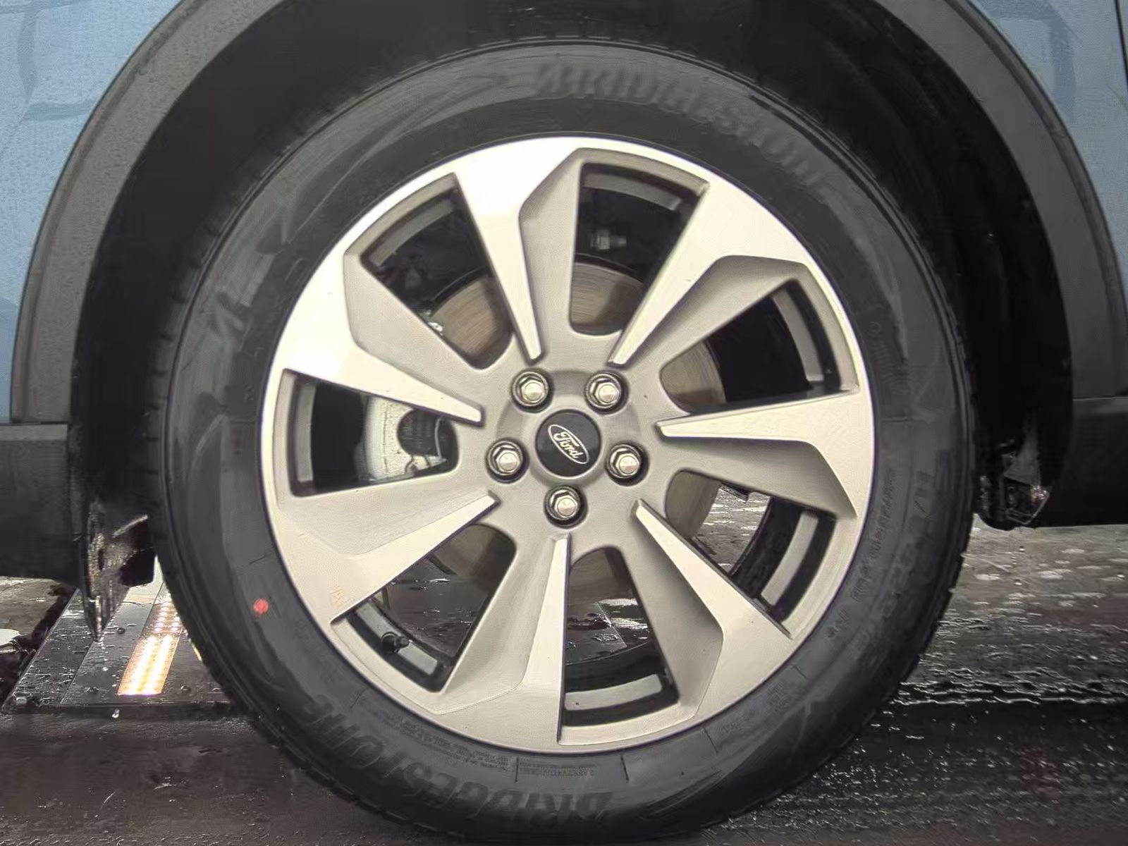 2025 Ford Escape Hybrid Platinum AWD