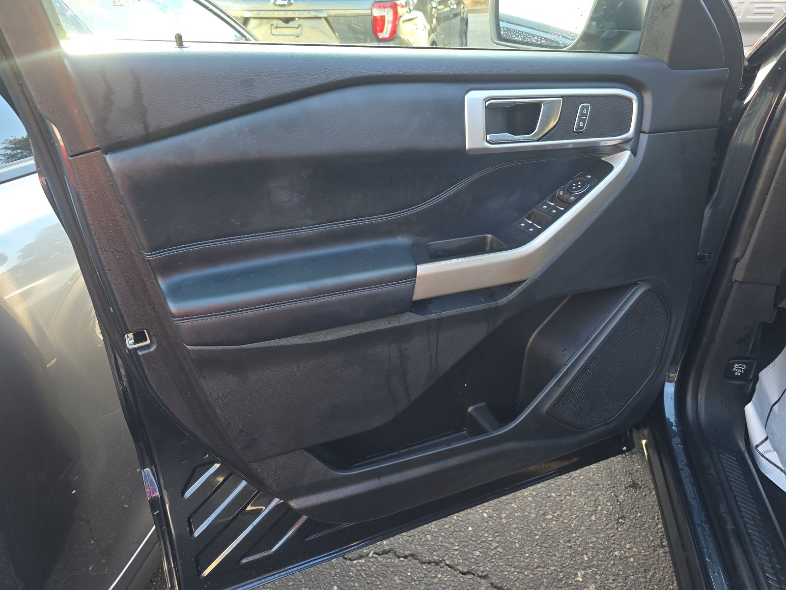 2022 Ford Explorer XLT RWD