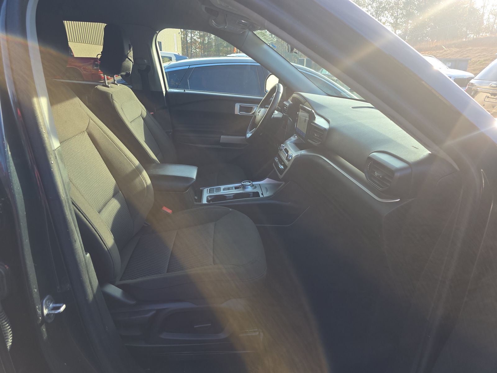 2022 Ford Explorer XLT RWD