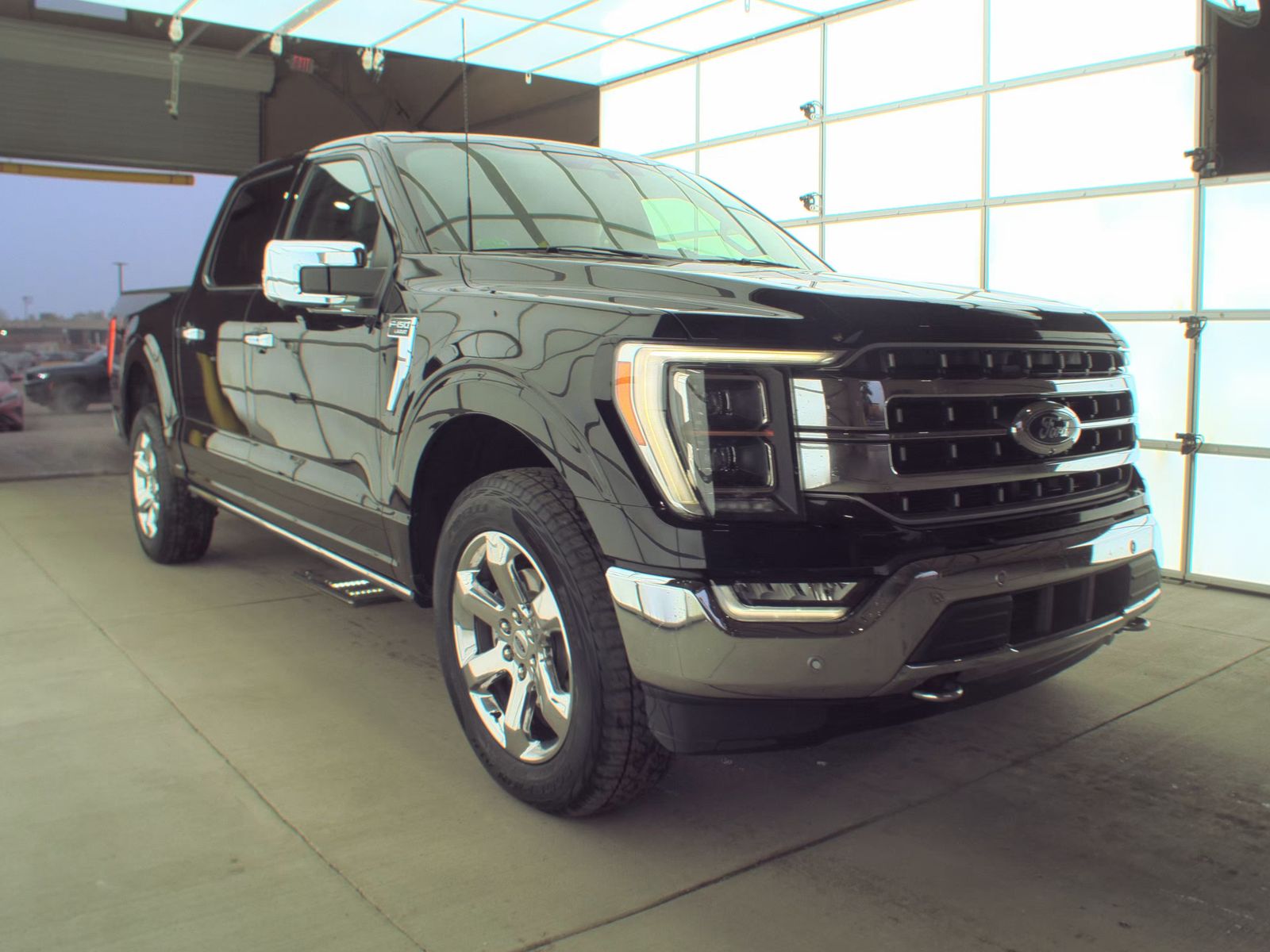 2023 Ford F-150 Lariat AWD