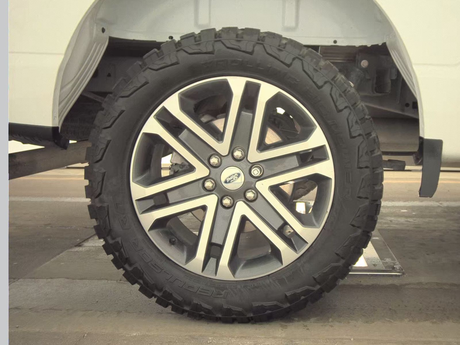 2023 Ford F-150 XL FWD