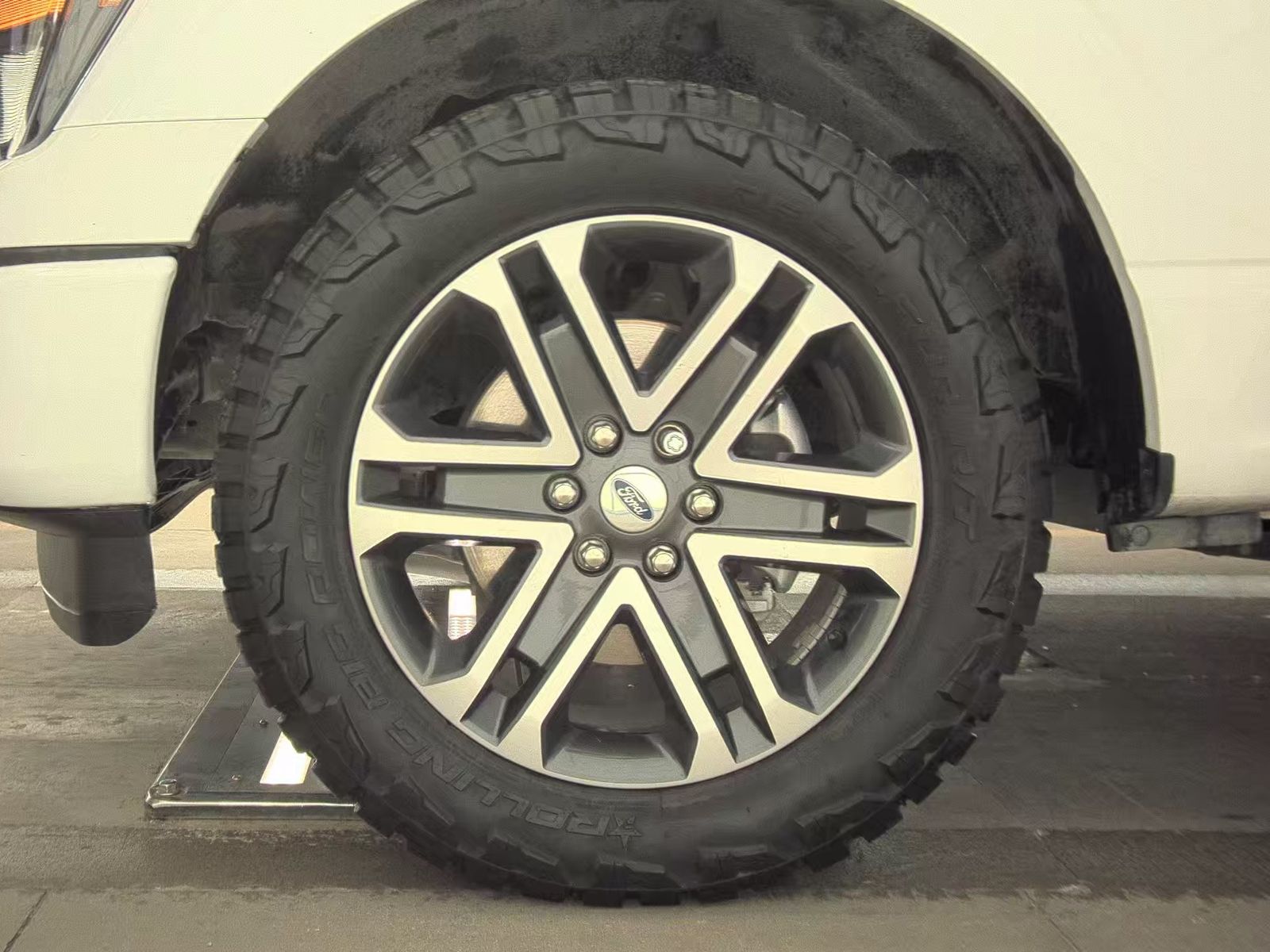 2023 Ford F-150 XL FWD