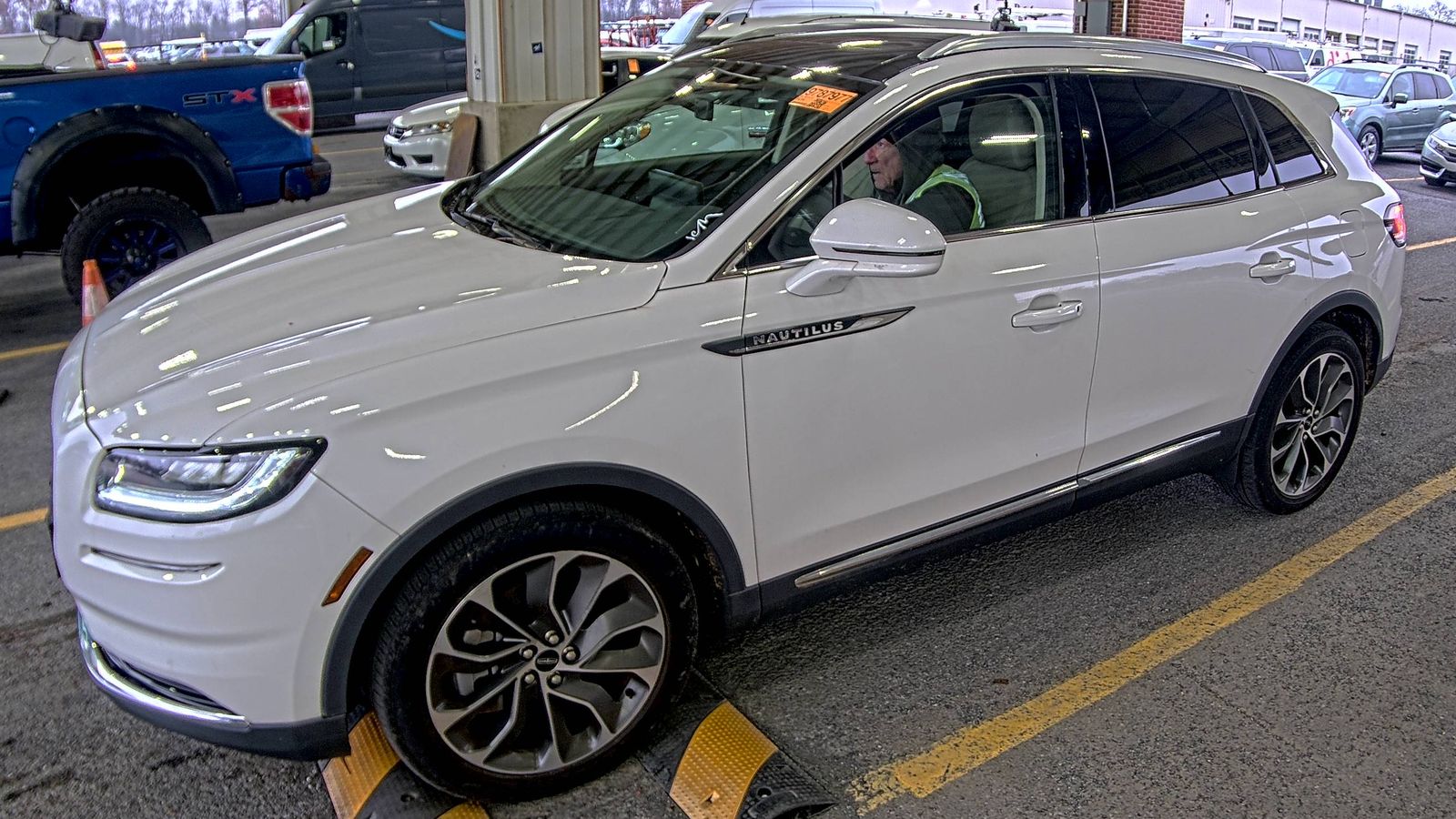 2022 Lincoln Nautilus Reserve AWD