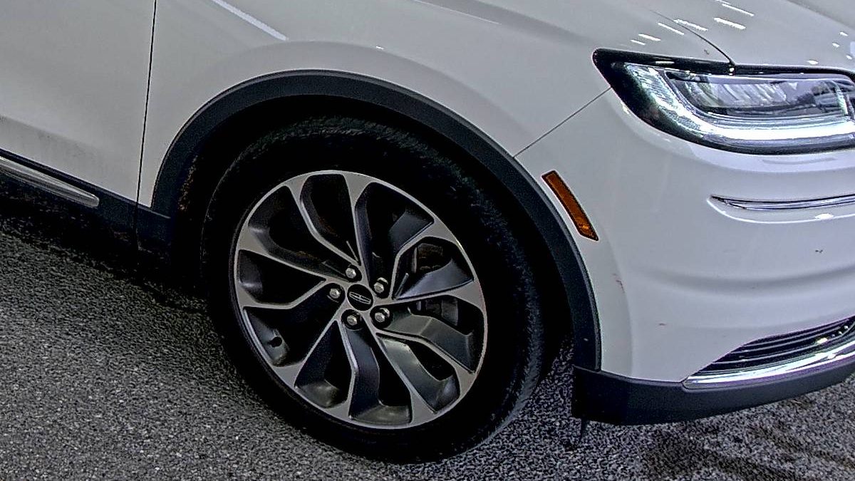 2022 Lincoln Nautilus Reserve AWD