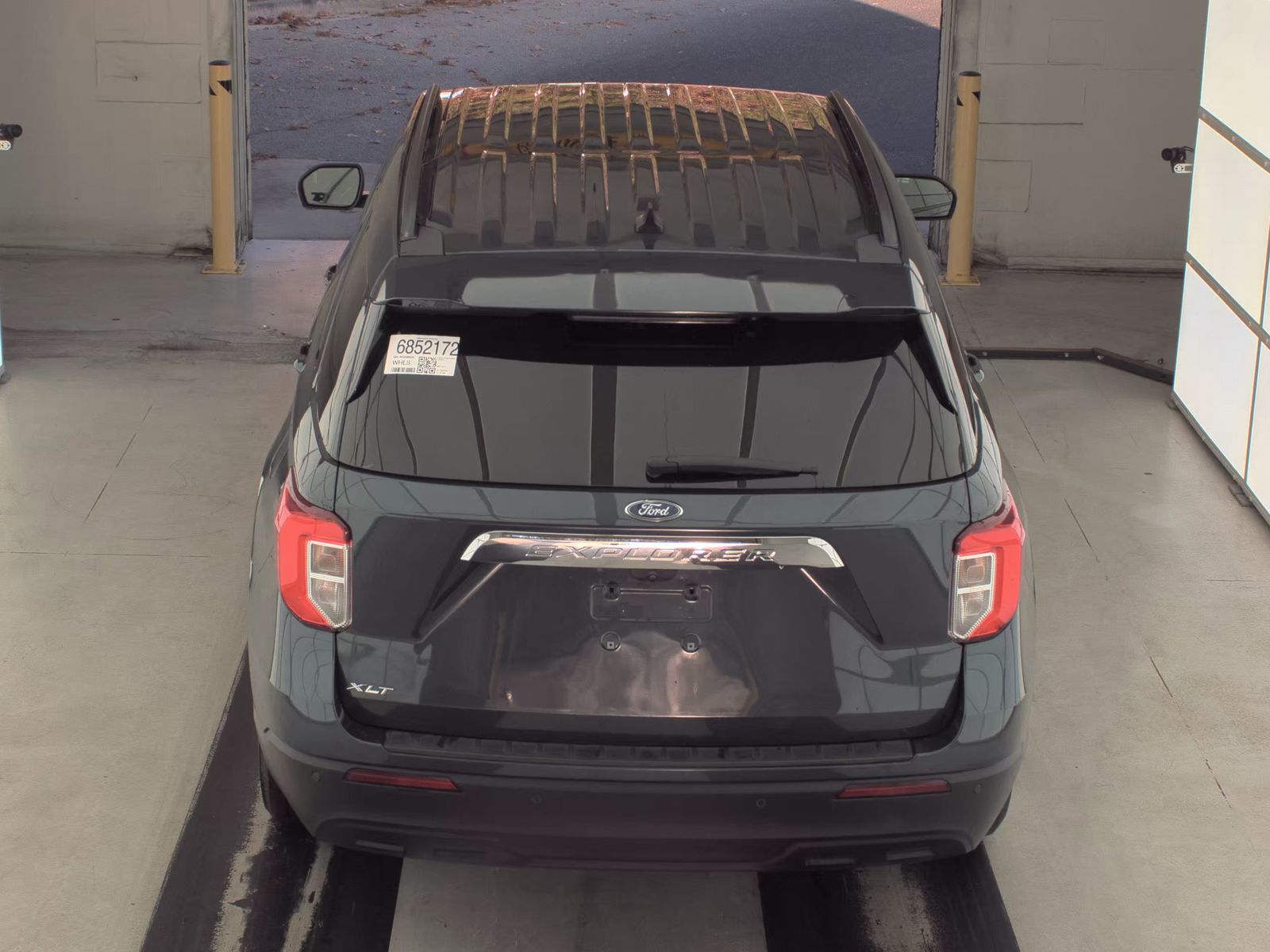 2022 Ford Explorer XLT RWD