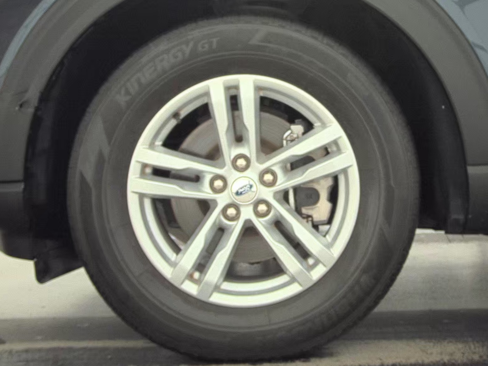 2022 Ford Explorer XLT RWD