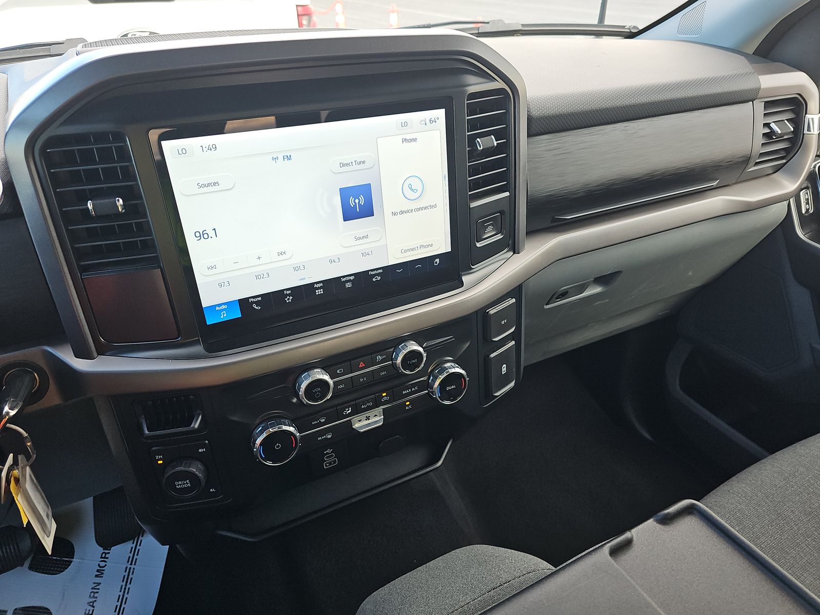 2025 Ford F-150 XLT AWD