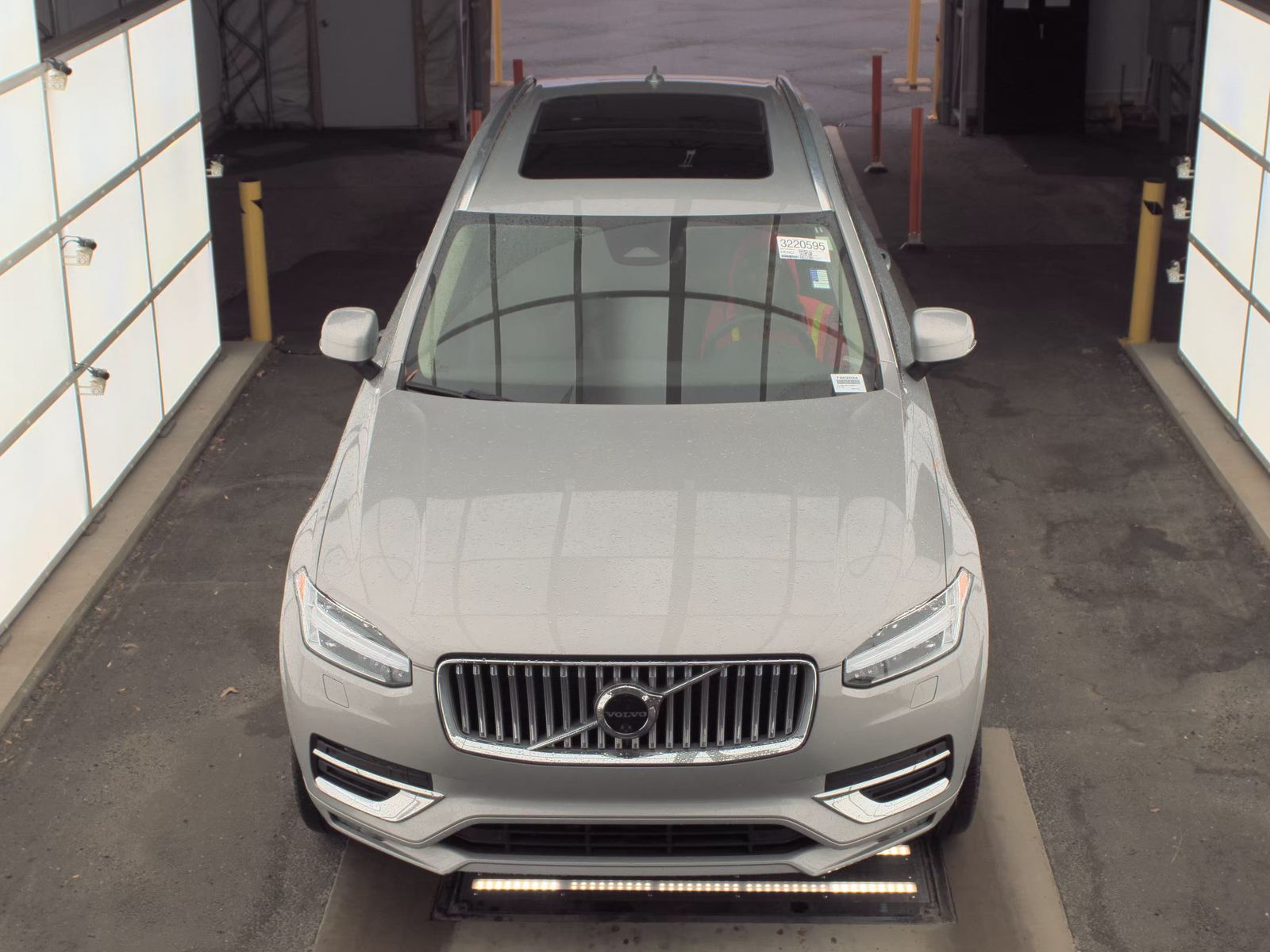 2023 Volvo XC90 B6 Plus AWD