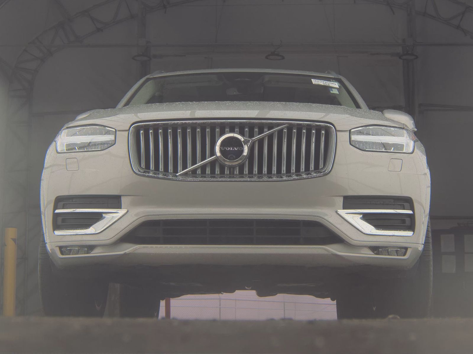 2023 Volvo XC90 B6 Plus AWD
