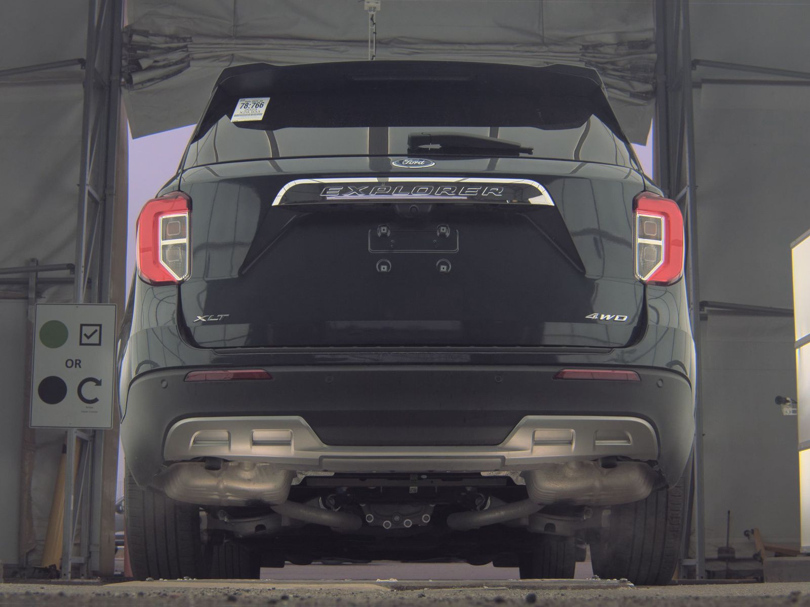 2023 Ford Explorer XLT AWD