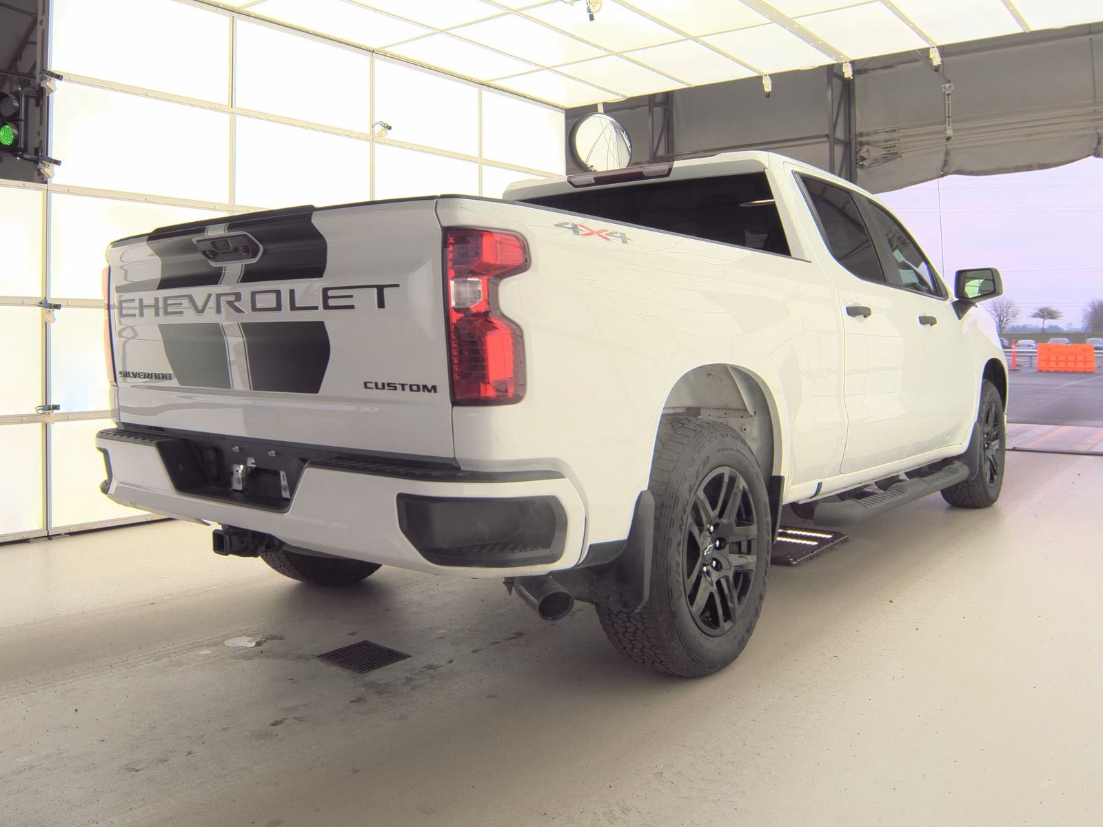 2023 Chevrolet Silverado 1500 Custom AWD