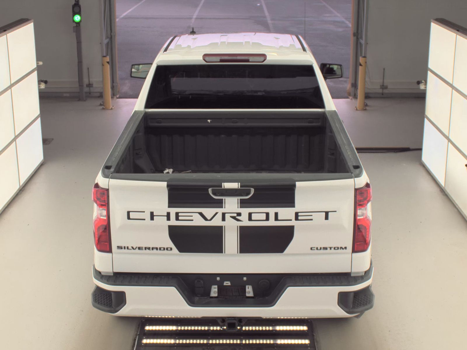 2023 Chevrolet Silverado 1500 Custom AWD