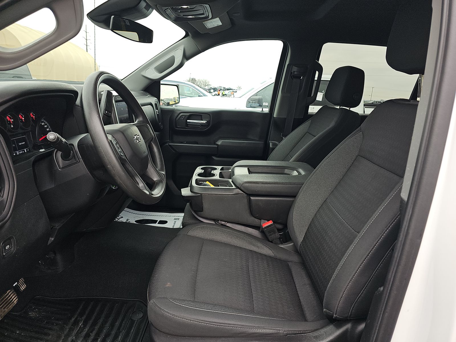 2023 Chevrolet Silverado 1500 Custom AWD