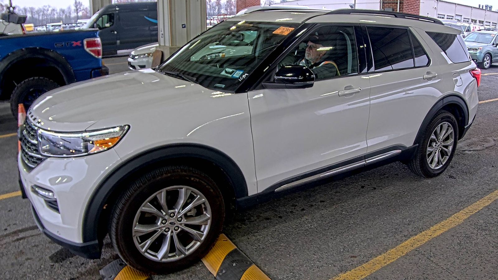 2022 Ford Explorer XLT AWD