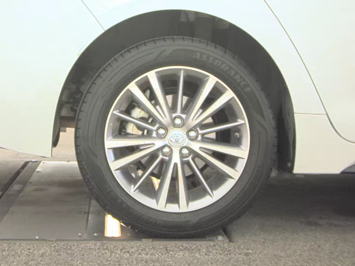 2024 Toyota Corolla Hybrid SE FWD