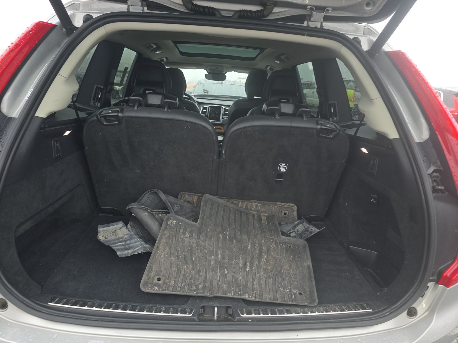 2023 Volvo XC90 B6 Plus AWD