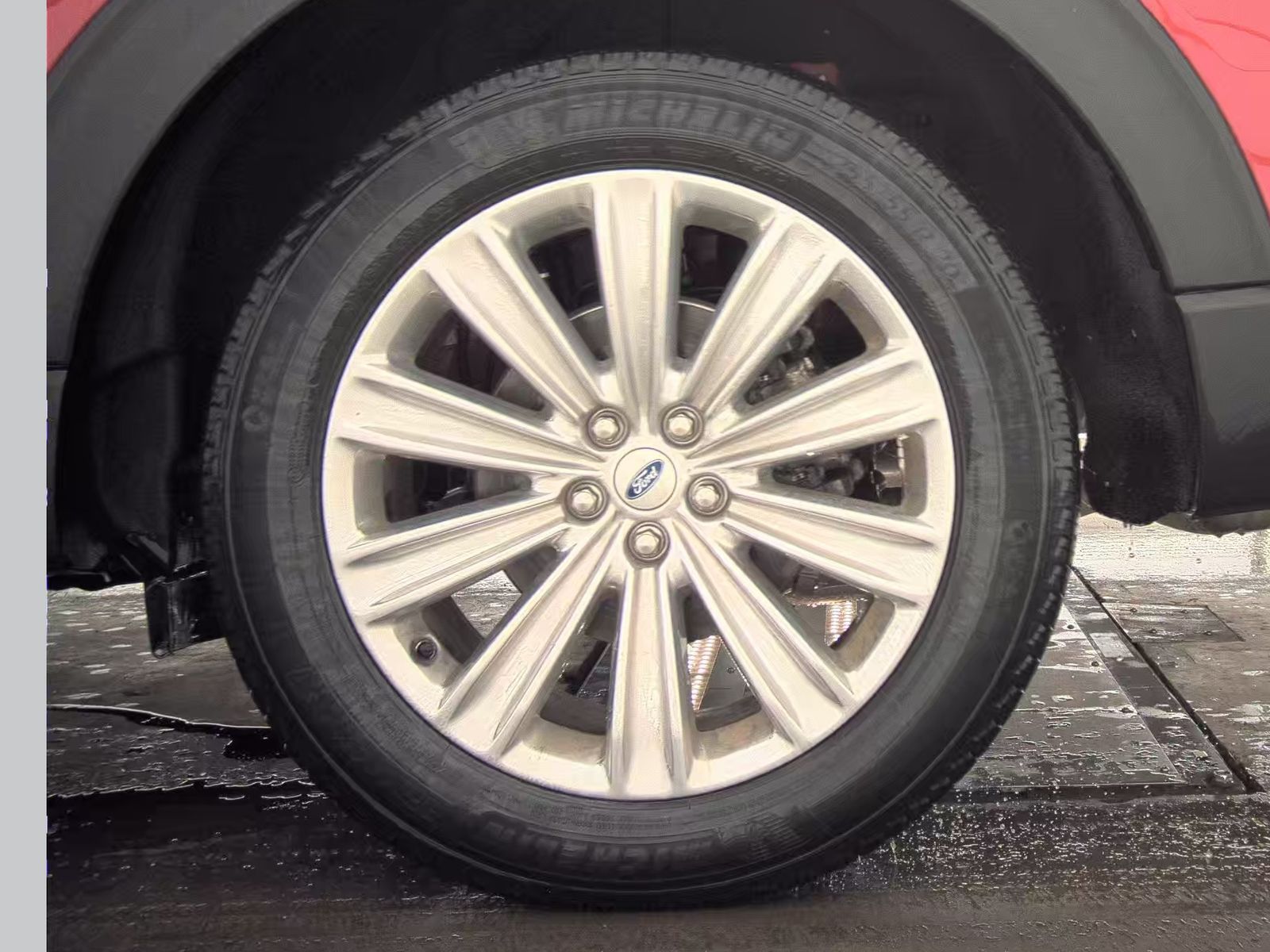 2025 Ford Explorer Platinum AWD