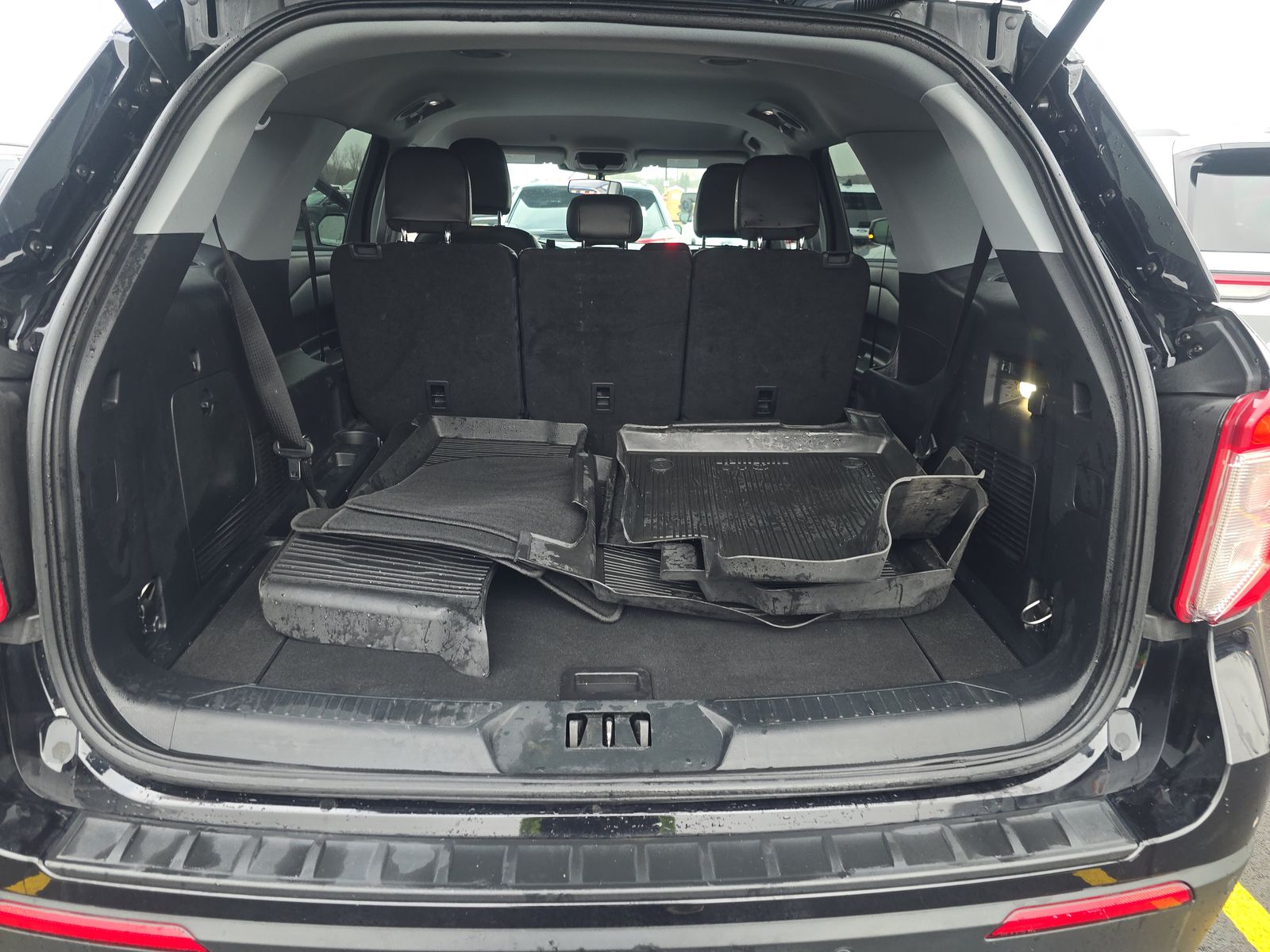 2022 Ford Explorer XLT AWD