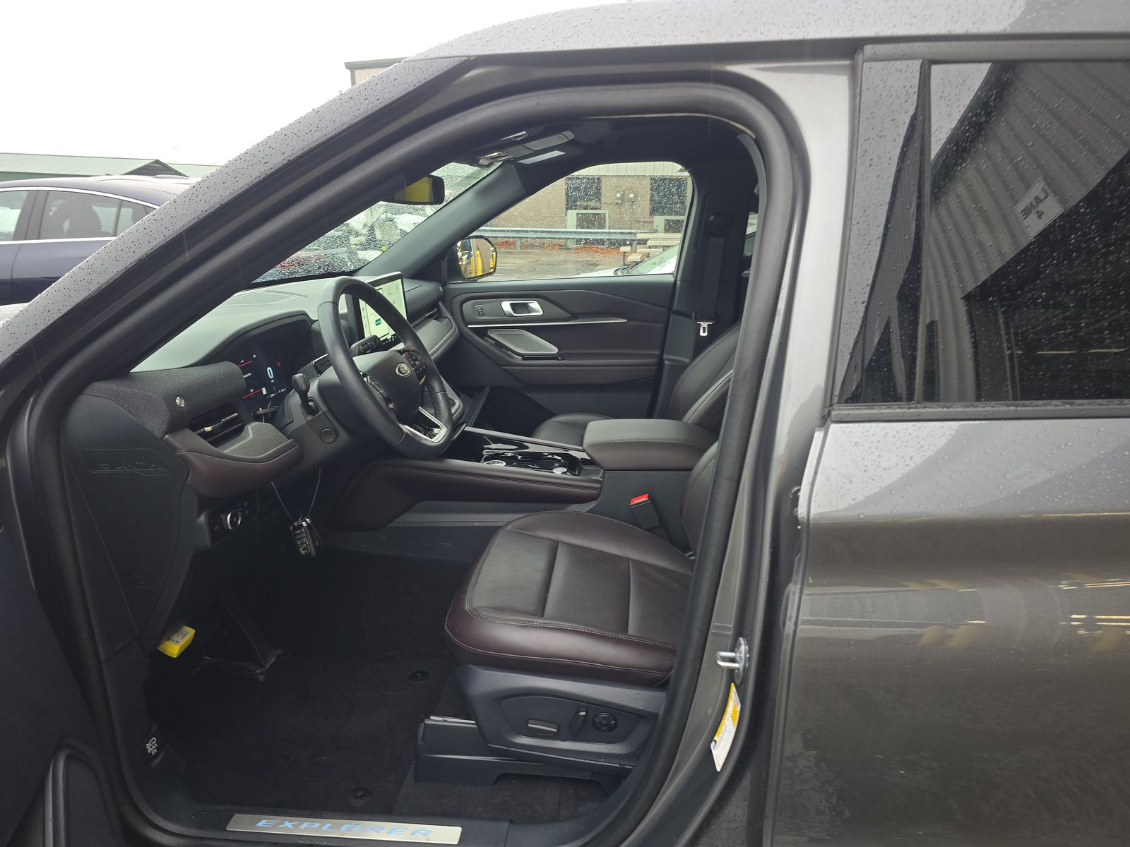 2025 Ford Explorer Platinum AWD