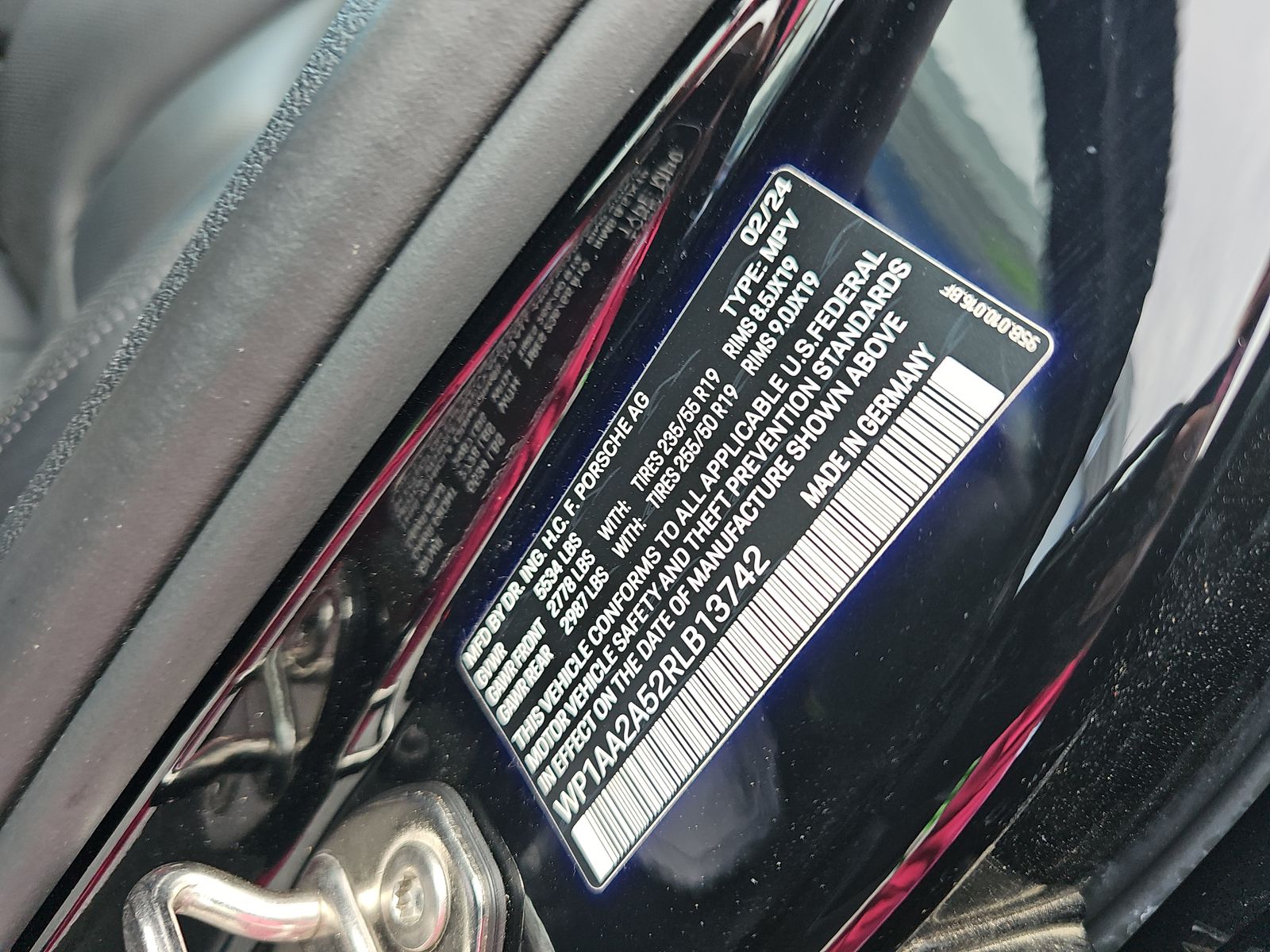 2024 Porsche Macan Base AWD