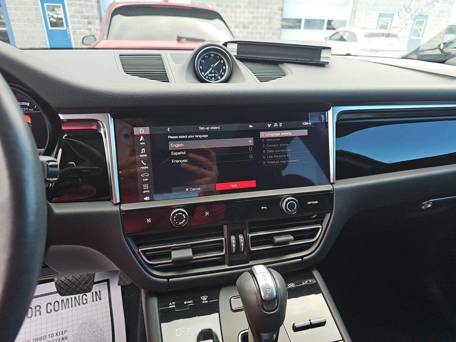 2024 Porsche Macan Base AWD