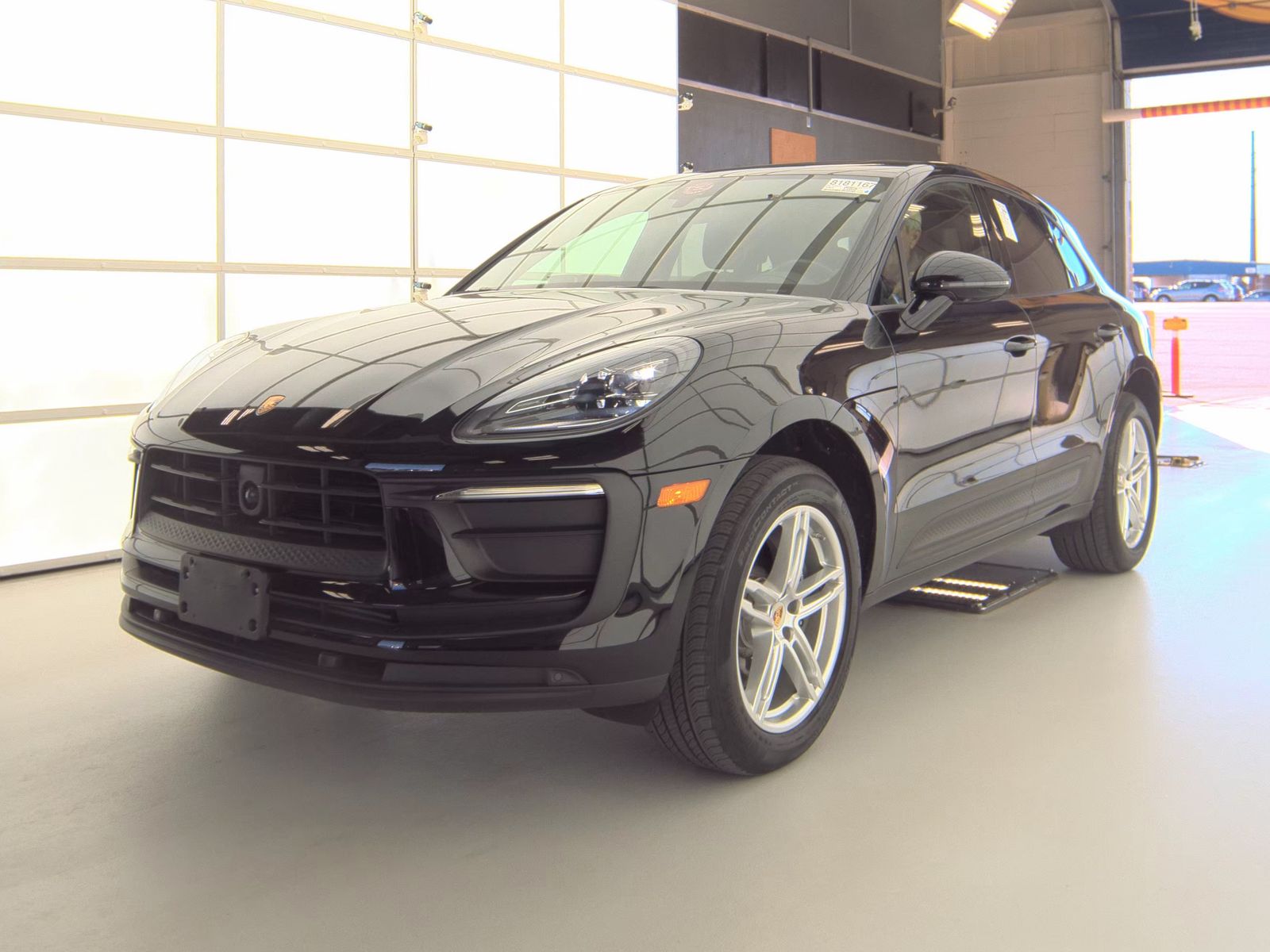2024 Porsche Macan Base AWD