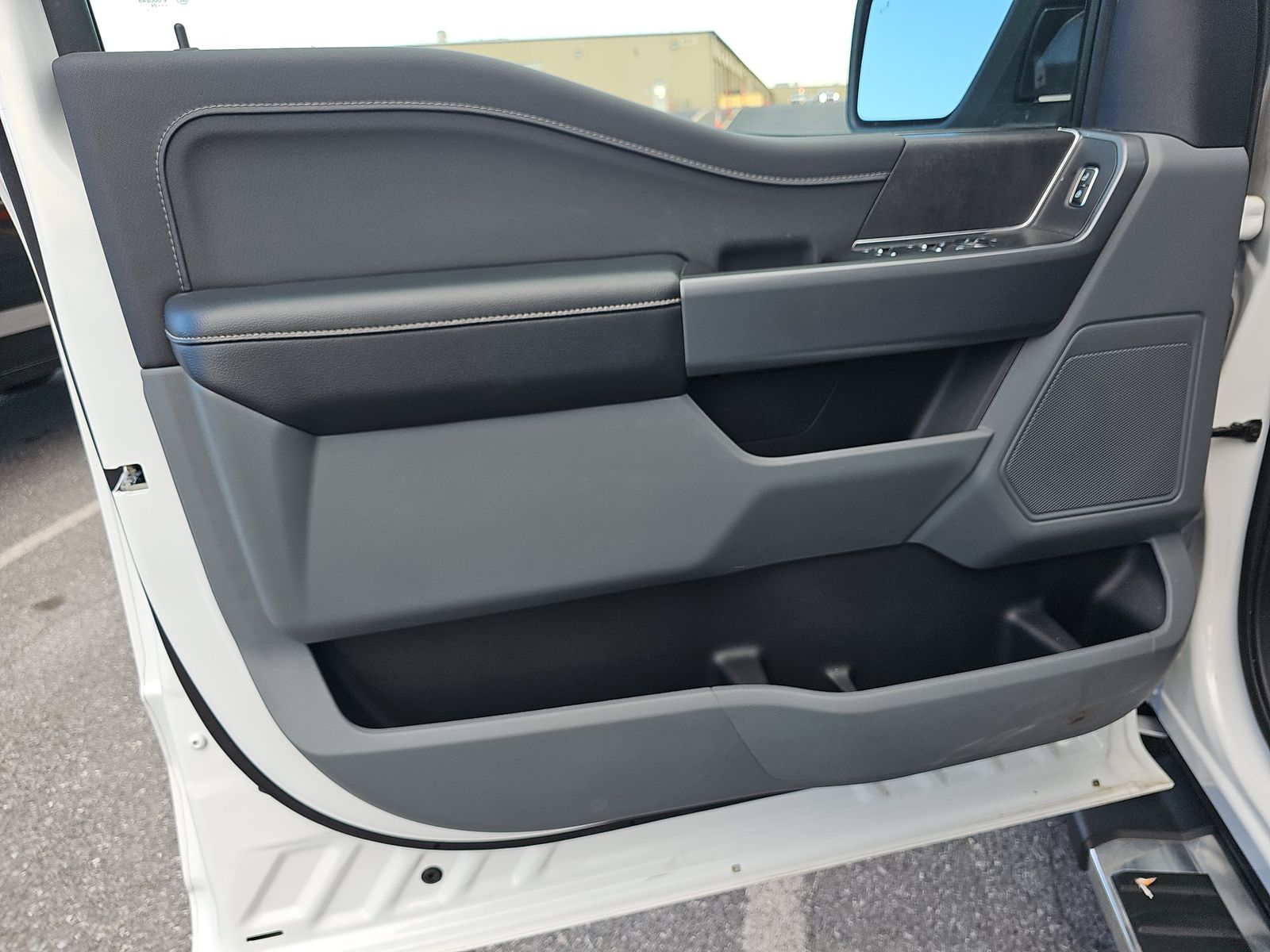 2024 Ford F-150 XLT AWD