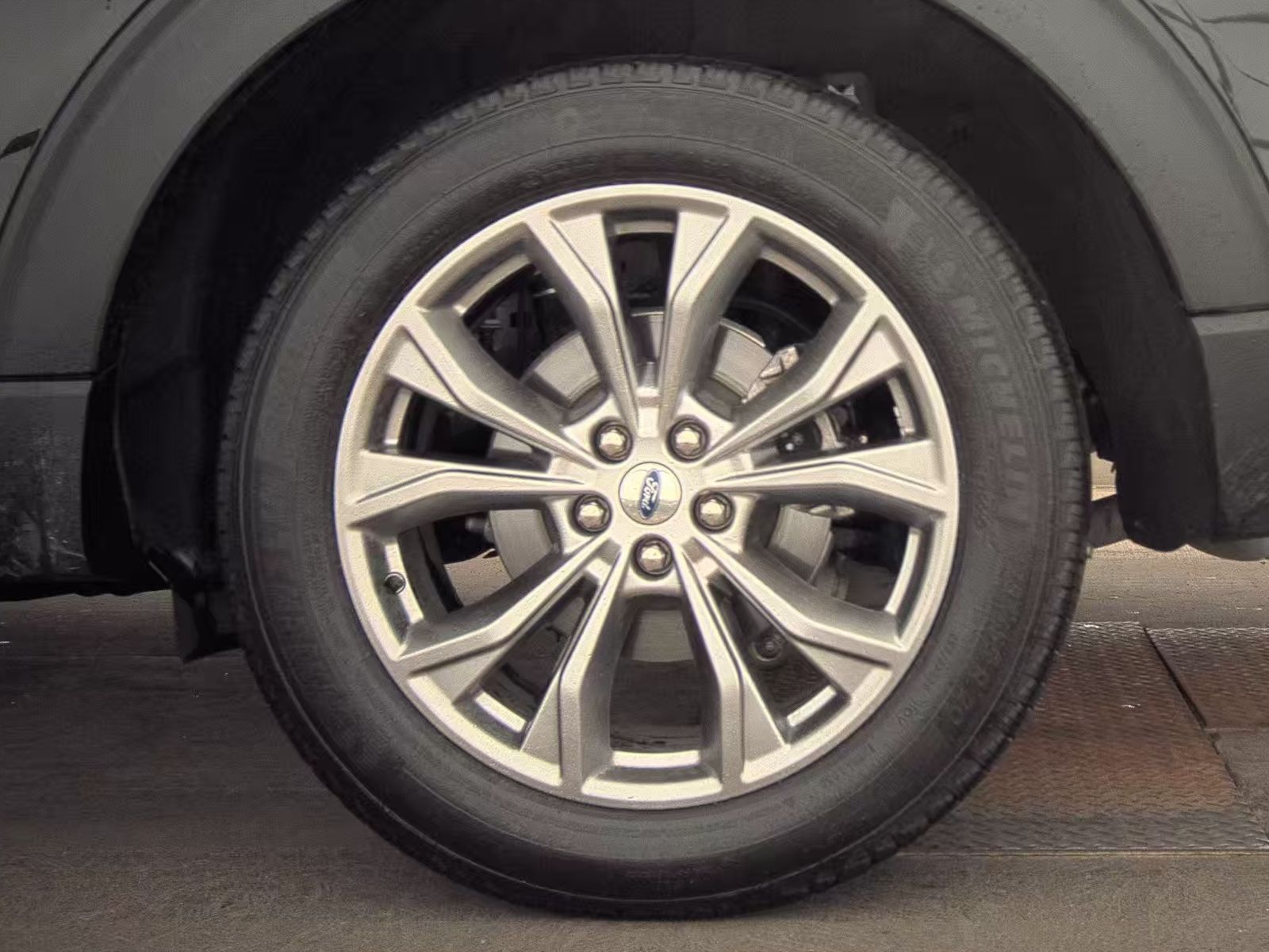 2022 Ford Explorer XLT AWD