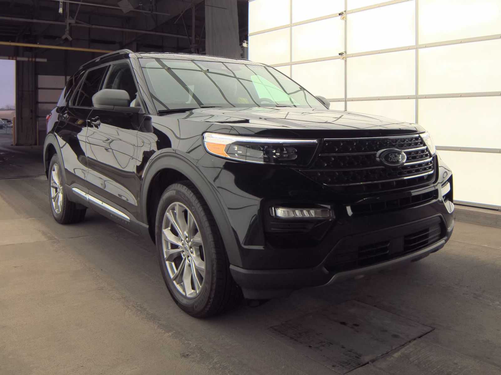 2022 Ford Explorer XLT AWD